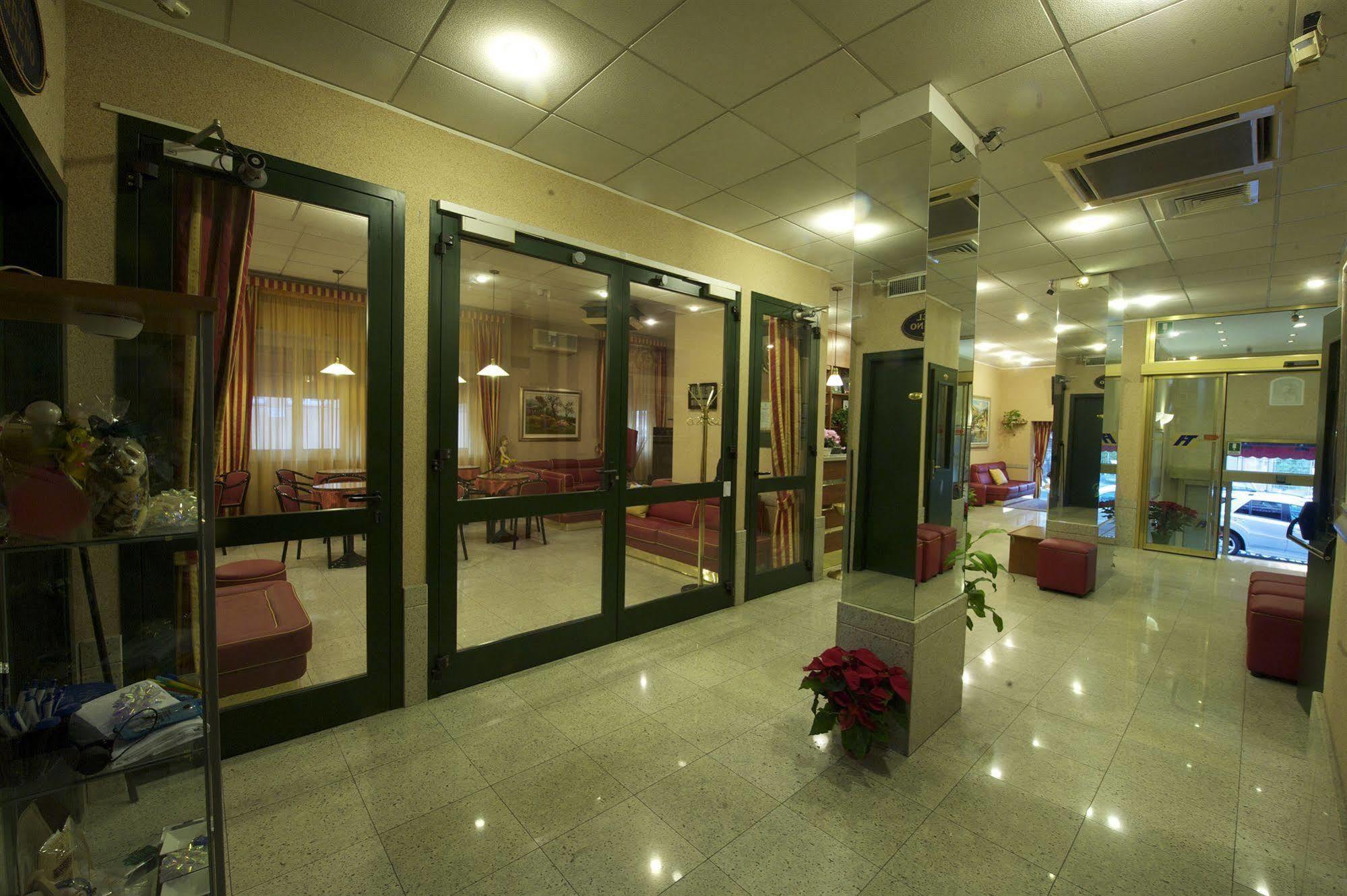 Hotel Tirreno Genova Esterno foto