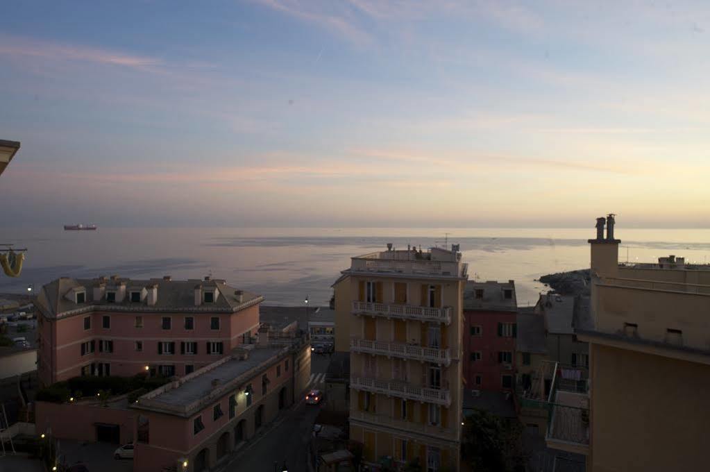 Hotel Tirreno Genova Esterno foto