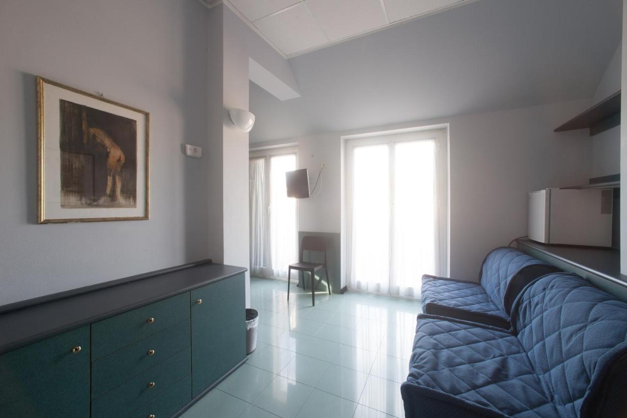 Hotel Tirreno Genova Esterno foto