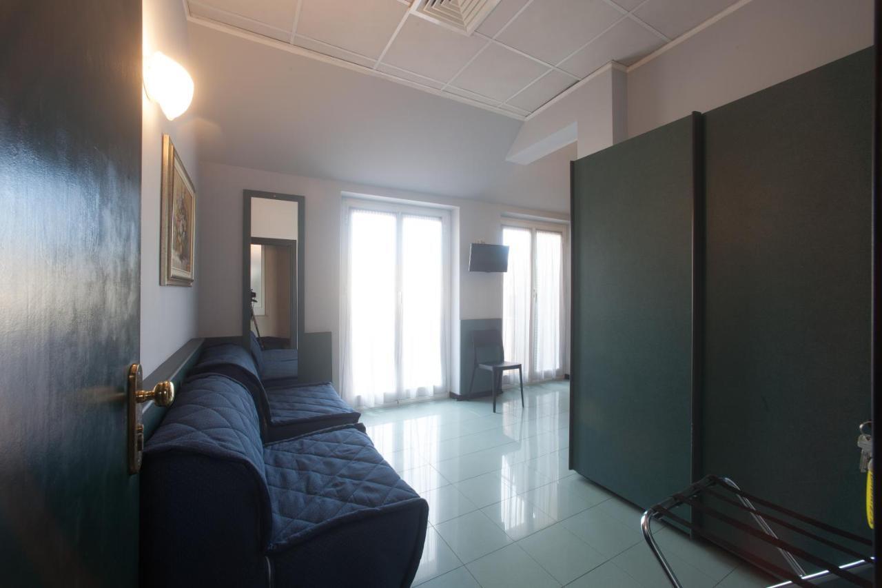 Hotel Tirreno Genova Esterno foto